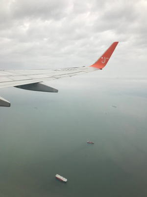 チェジュ航空の飛行機内からの写真